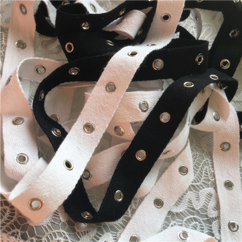 حزام قطن أبيض وأسود مع أزرار م - مراجعة Sewing Eyelet Fabric وسعره